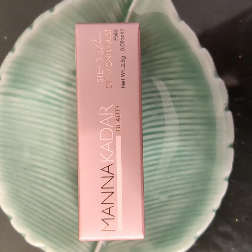 Roll-On Shimmer Stick